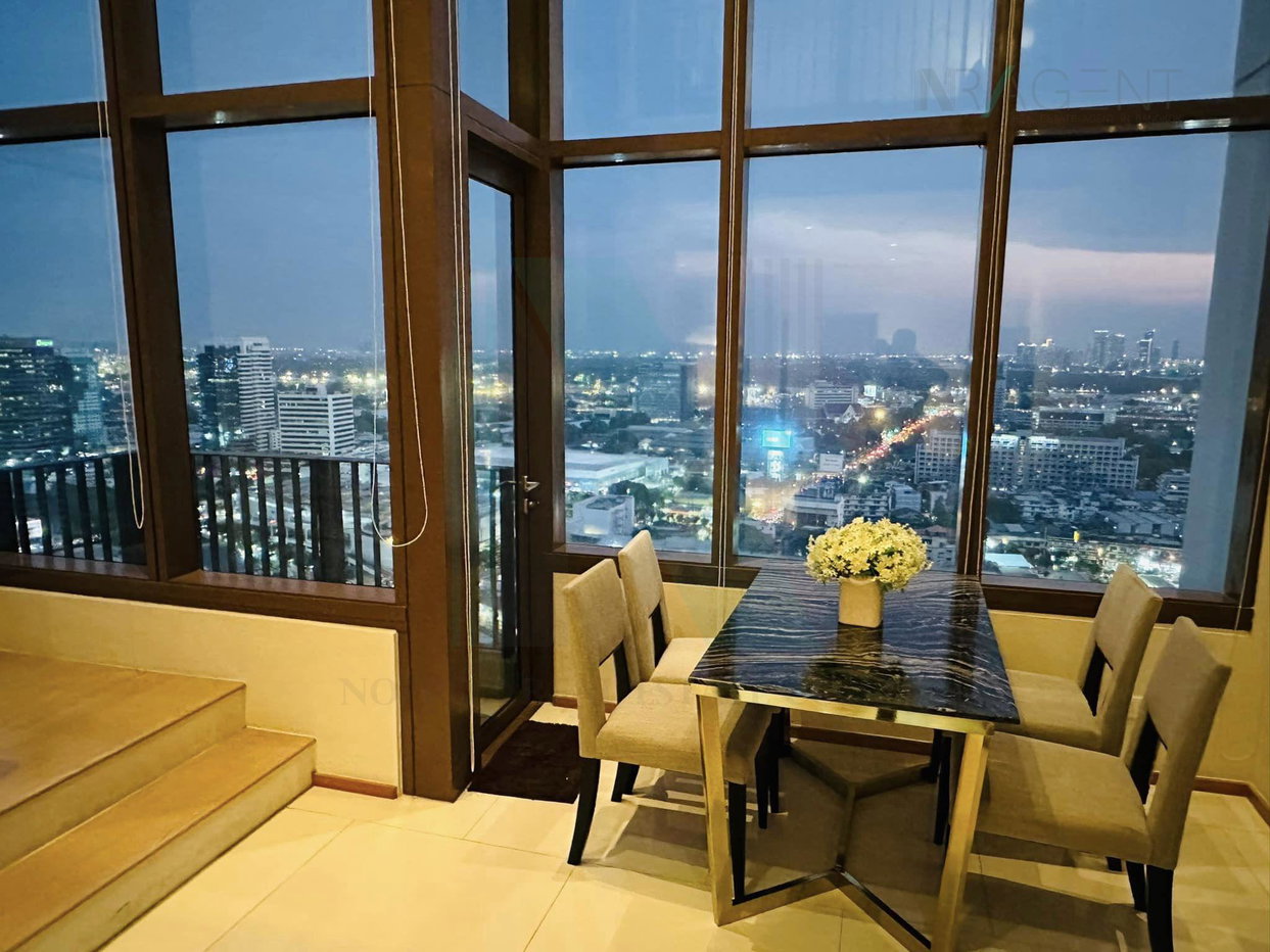 รูป ให้เช่าคอนโด ดิ เอ็มโพริโอ เพลส อาคาร B ชั้น 28 Duplex ขนาด 82.00 ตรม ใกล้ เอ็มควอเทียร์ - รูปที่ 7/8
