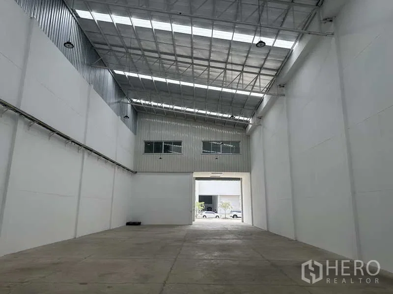 picture For rent Factory 603 sqm in Khlong Luang, Pathum Thani - 7/15
