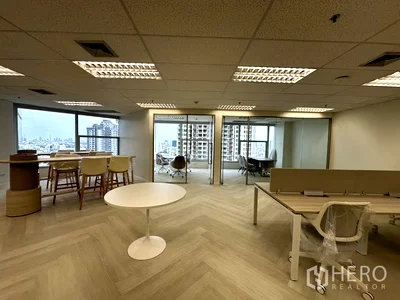 Office for rent Sathon : For Rent Office Space 120 sq.m. in Yan Nawa, Sathon, Bangkok BTS Chong Nonsi