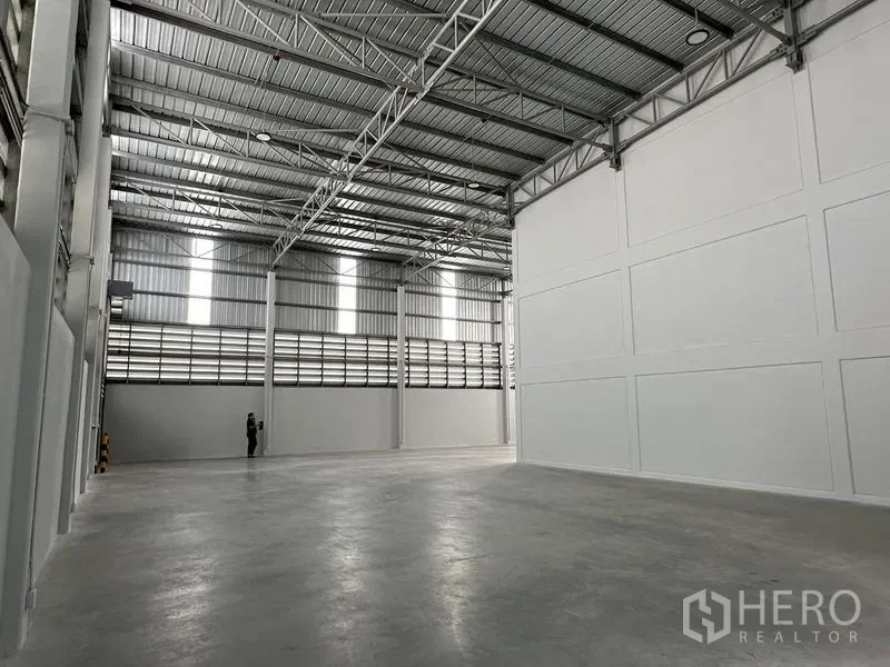 picture For rent Warehouse 1000 sqm in Bang Phli, Samut Prakan - 9/12