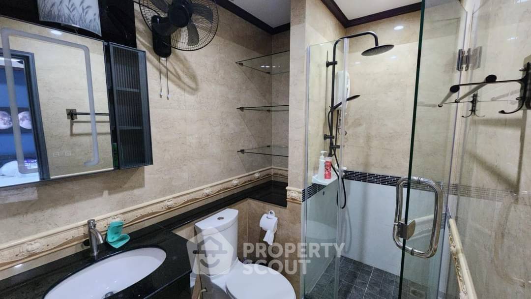 รูป คอนโด 2-ห้องนอน ที่ สยาม โอเรียลทัล ทวินส์ พระตำหนัก ใกล้ ถนนพระตำหนัก พัทยา (ID 3281886) - รูปที่ 11/16