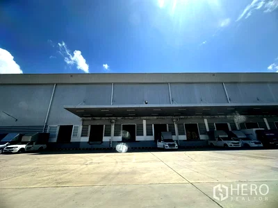 Factory for rent : For rent Warehouse 15594 sq.m. in Lam Sai, Wang Noi, Phra Nakhon Si Ayutthaya