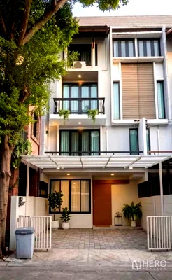 เช่าทาวน์โฮม กรุงเทพมหานคร : ให้เช่า ทาวน์เฮาส์ 4 ห้องนอน Areeya Sukhumvit 77 (อารีย่า สุขุมวิท 77) สวนหลวง สวนหลวง กรุงเทพมหานคร