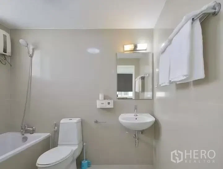 picture For rent 5 Bedroom Detached House in Watthana, Bangkok - 12/26