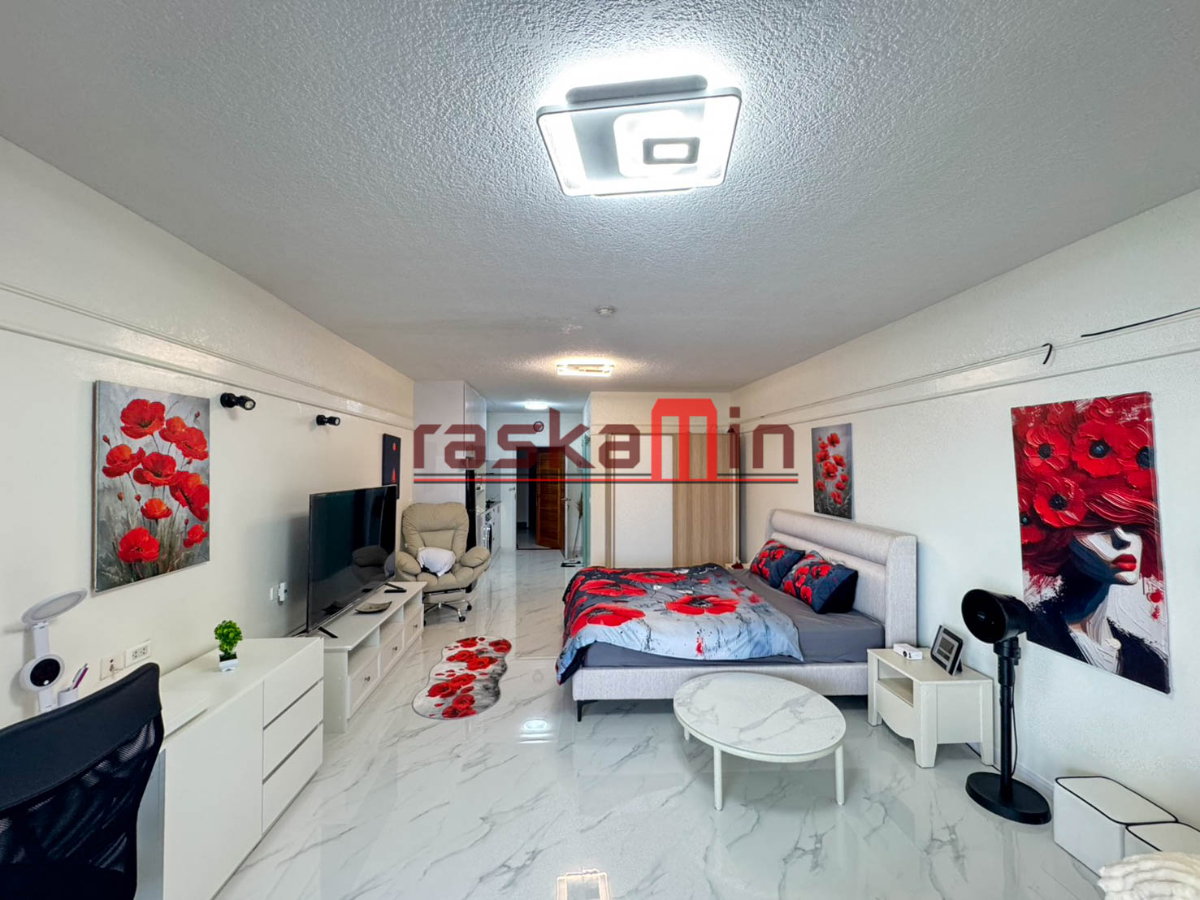 picture For Sale – The Markland Condo (Studio Unit) - 5/9