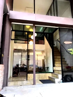 Retail spaces for rent : For rent Retail Space 40 sqm in Phra Khanong Nuea, Watthana, Bangkok BTS Phra Khanong