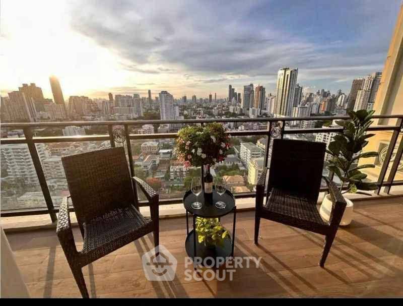 รูป คอนโด 2 ห้องนอน Royce Private Residences ใกล้ MRT สุขุมวิท (ID 3292762) - รูปที่ 6/10