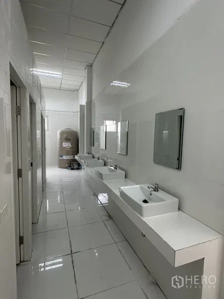 picture For rent Factory 531 sqm in Khlong Luang, Pathum Thani - 8/14
