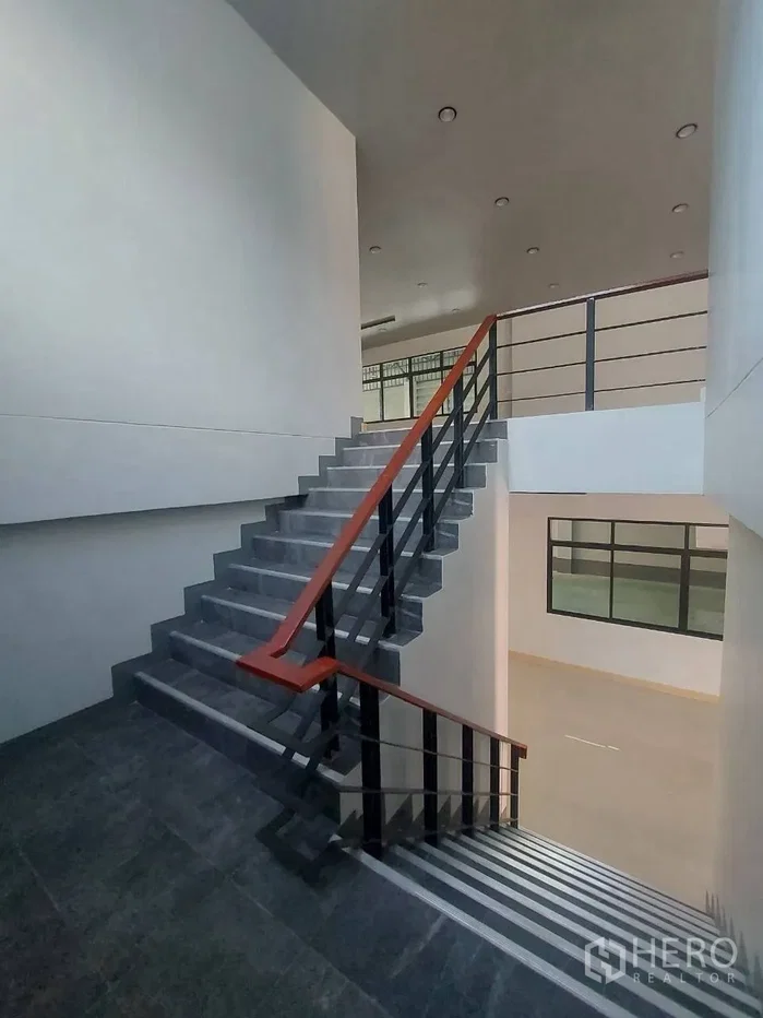 รูป ให้เช่า โรงงาน 732 ตรม กระทุ่มแบน สมุทรสาคร - รูปที่ 8/9