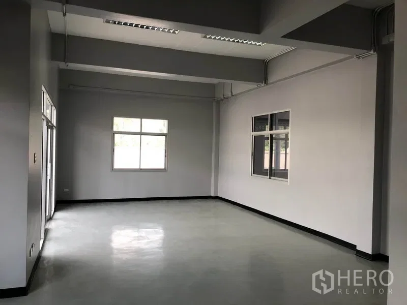 รูป ให้เช่า โรงงาน 650 ตรม ลาดหลุมแก้ว ปทุมธานี - รูปที่ 4/9