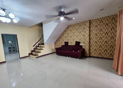 Selling house 2 and a half floor  Im Amphorn 2 Soi 11-i