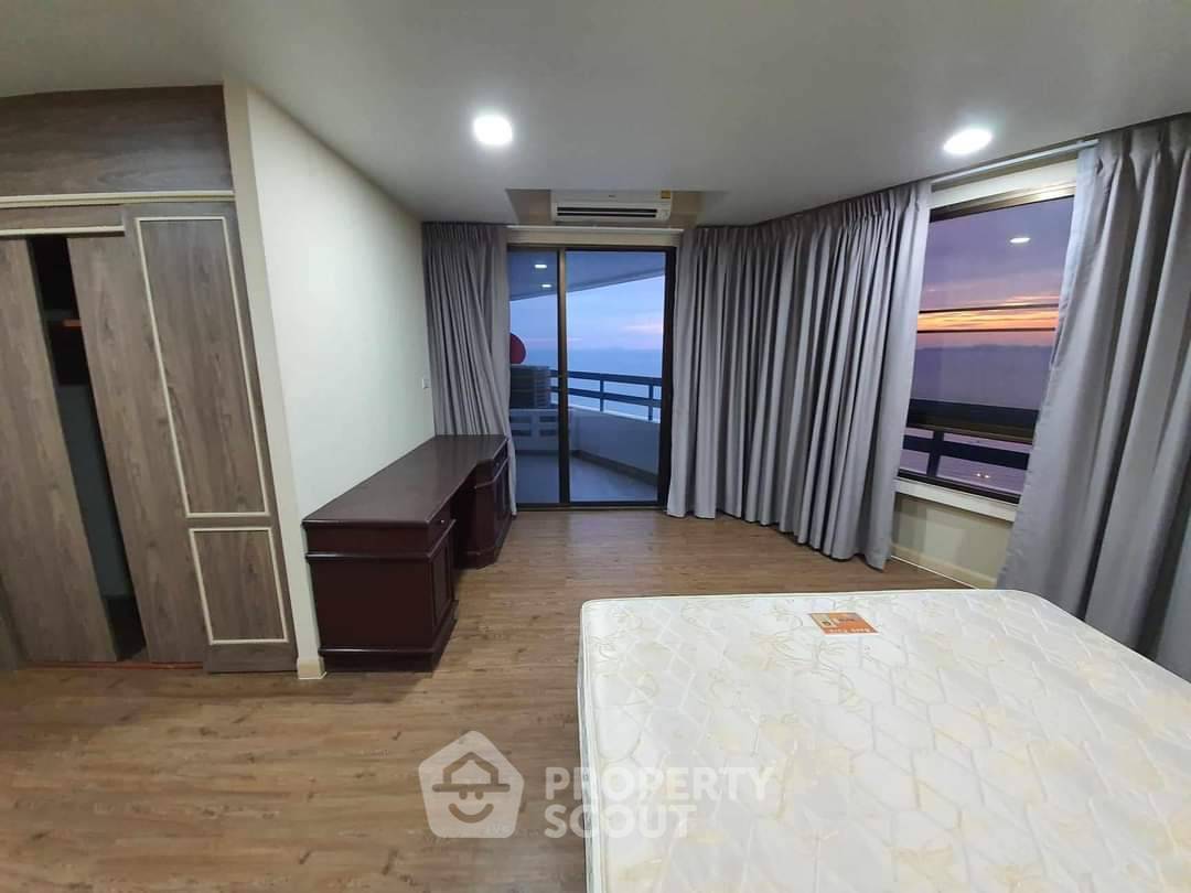 รูป คอนโด 2-ห้องนอน ที่ จอมเทียน พลาซ่า คอนโดเทล ใกล้ หาดจอมเทียน (ID 3281705) - รูปที่ 2/11