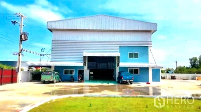 Factory for sale : For sale Factory 1000 sqm in Na Mai, Lat Lum Kaeo, Pathum Thani