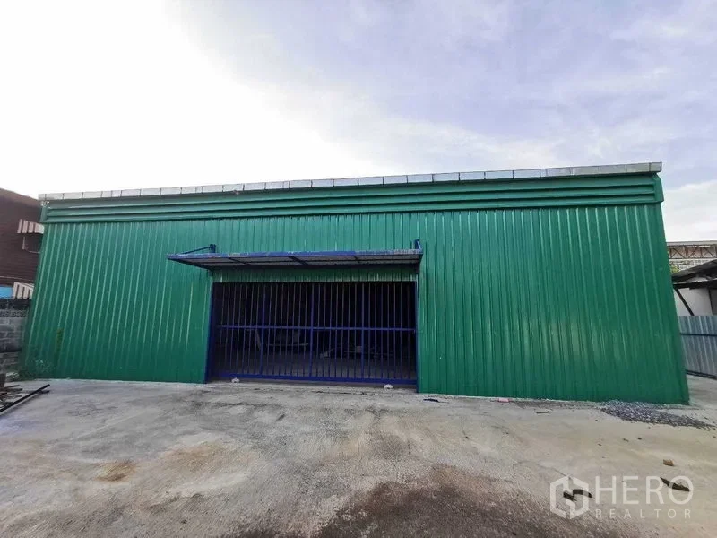 picture For rent Warehouse 180 sqm in Bang Na, Bangkok - 8/15