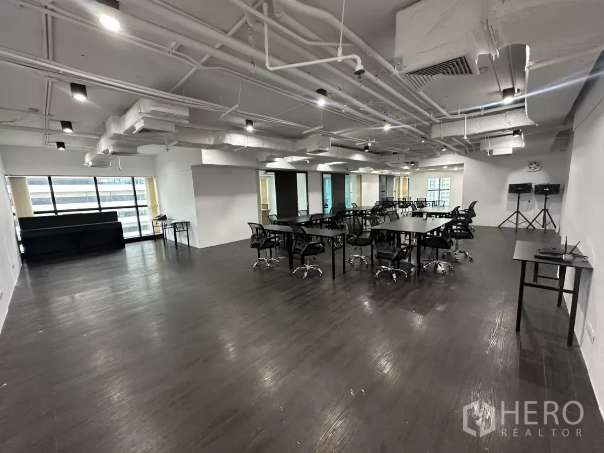 รูป ให้เช่า ออฟฟิศ 220 ตรม คลองตันเหนือ วัฒนา กรุงเทพมหานคร BTS เอกมัย - รูปที่ 1/13