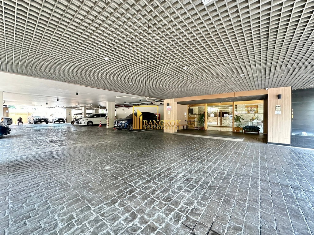 รูป Modern 3 Bedroom Penthouse Apartment For Rent in Asoke - BR0683AP - รูปที่ 23/24