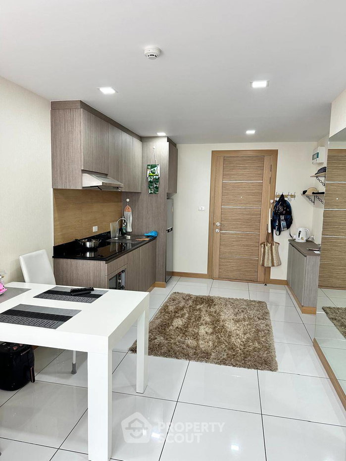 รูป คอนโด 1-ห้องนอน ที่ คอนโดเวลมาริน่า ใกล้ เมืองพัทยา (ID 3281950) - รูปที่ 10/16