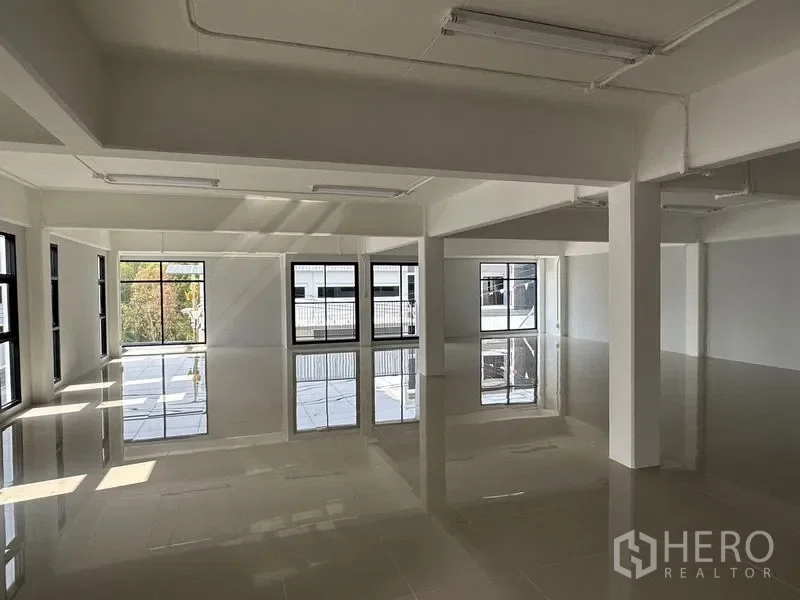 picture For rent Warehouse 1000 sqm in Bang Phli, Samut Prakan - 11/12