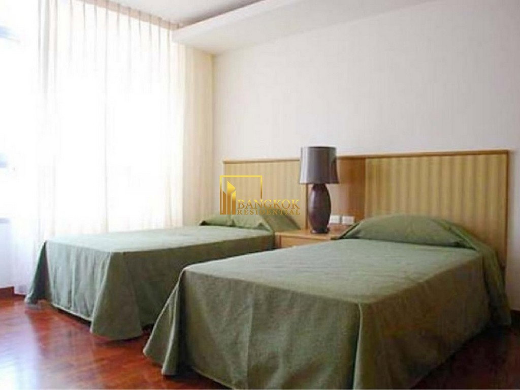 รูป Very Spacious 4 Bedroom Apartment For Rent in Asoke Area - BR20365AP - รูปที่ 4/15