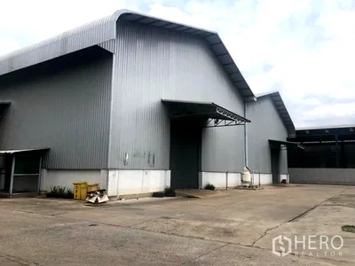 Factory for rent : For rent Factory 1386 sqm in Khlong Luang, Pathum Thani