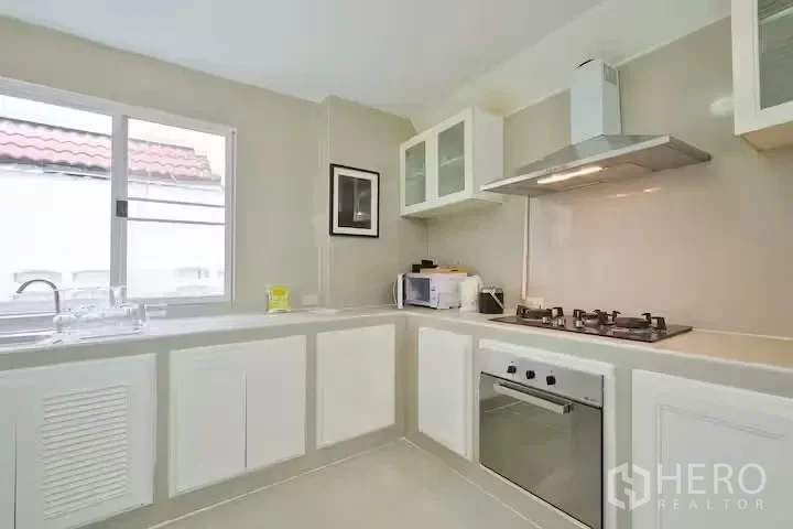 picture For rent 5 Bedroom Detached House in Watthana, Bangkok - 6/26