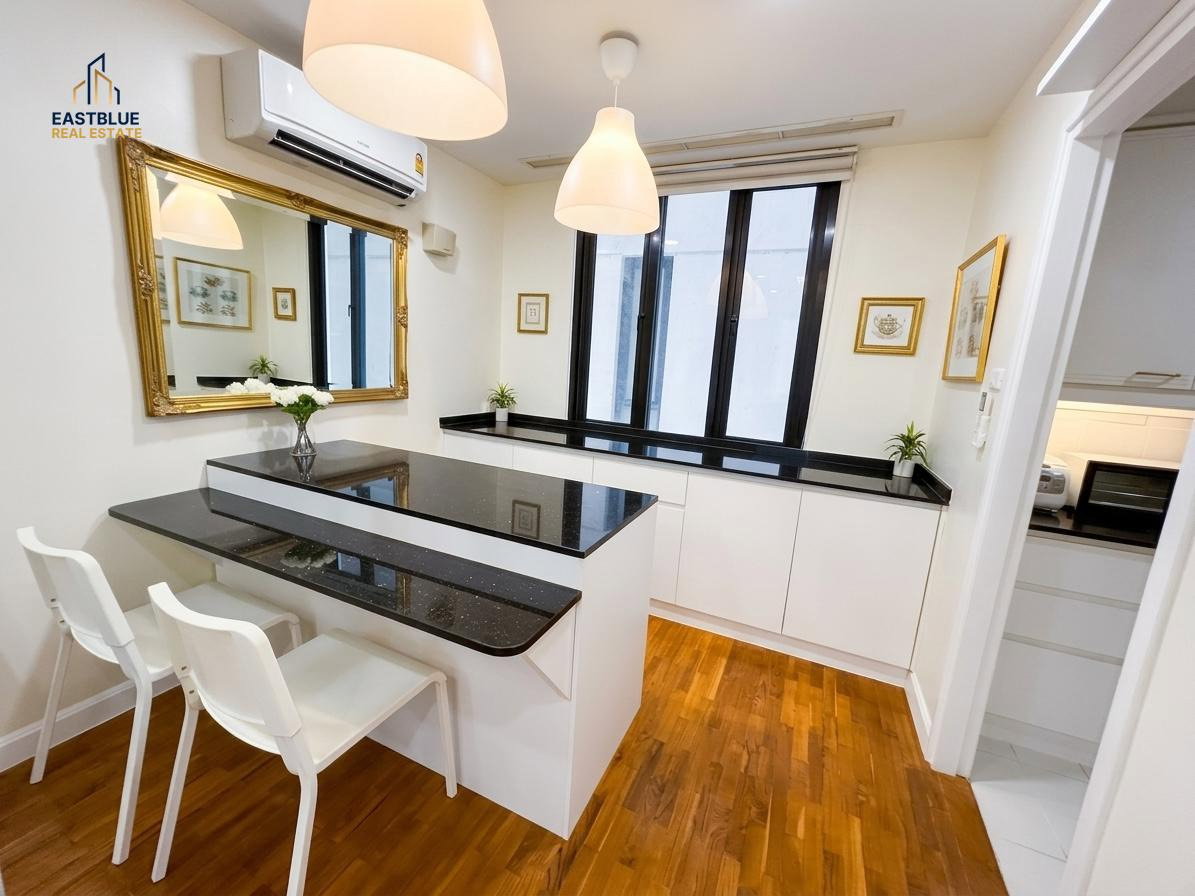 รูป 🔥🔥 ให้เช่า 45K | บ้านปิยะสาทร ✨ | 2 ห้องนอน 2 ห้องน้ำ | 90 SQ.M. | ใกล้ BTS Sala Daeng/ MRT Silom - รูปที่ 4/7