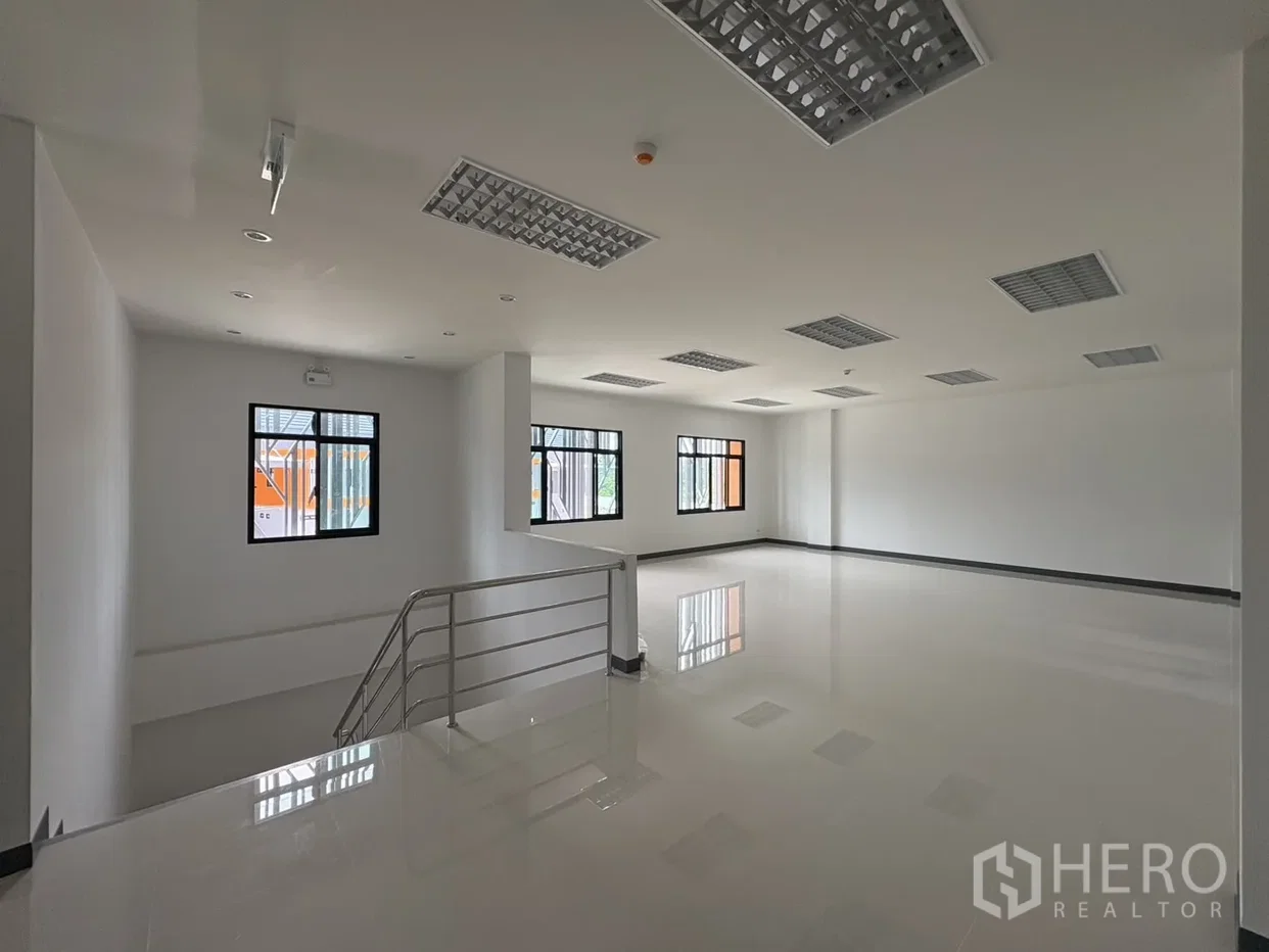 รูป ให้เช่า โรงงาน 1288 ตรม ท่าข้าม บางปะกง ฉะเชิงเทรา - รูปที่ 9/13