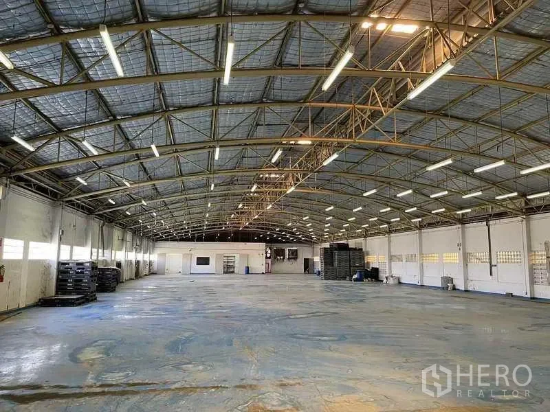 รูป ให้เช่า โรงงาน 5350 ตรม พระสมุทรเจดีย์ สมุทรปราการ - รูปที่ 10/13