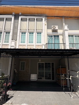 ขายทาวน์โฮม 2 ชั้น โกลเด้น ทาวน์ บางนา - สวนหลวง พร้อมเข้าอยู่ ทำเลดี ใกล้เมกะบางนา