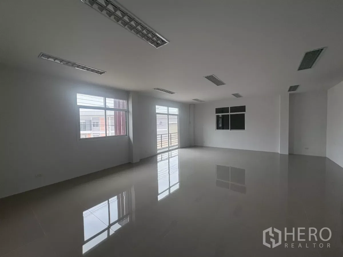 picture For rent Factory 590 sqm in Phra Samut Chedi, Samut Prakan - 10/17