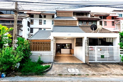 เช่าบ้านเดี่ยว ม.เกษตรศาสตร์ : HU7748 ทาวน์โฮมให้เช่า  หมู่บ้านราชตฤณมัย ถนนพหลโยธิน กรุงเทพมหานคร