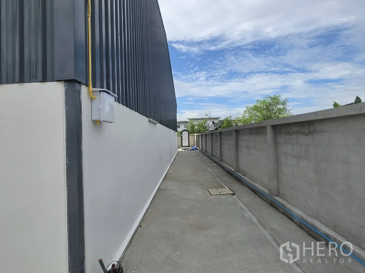 picture For rent Warehouse 250 sq.m. in Mueang Samut Prakan, Samut Prakan - 6/8