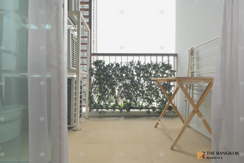 15 Sukhumvit Residences Room available, ready to move in near BTS Nana