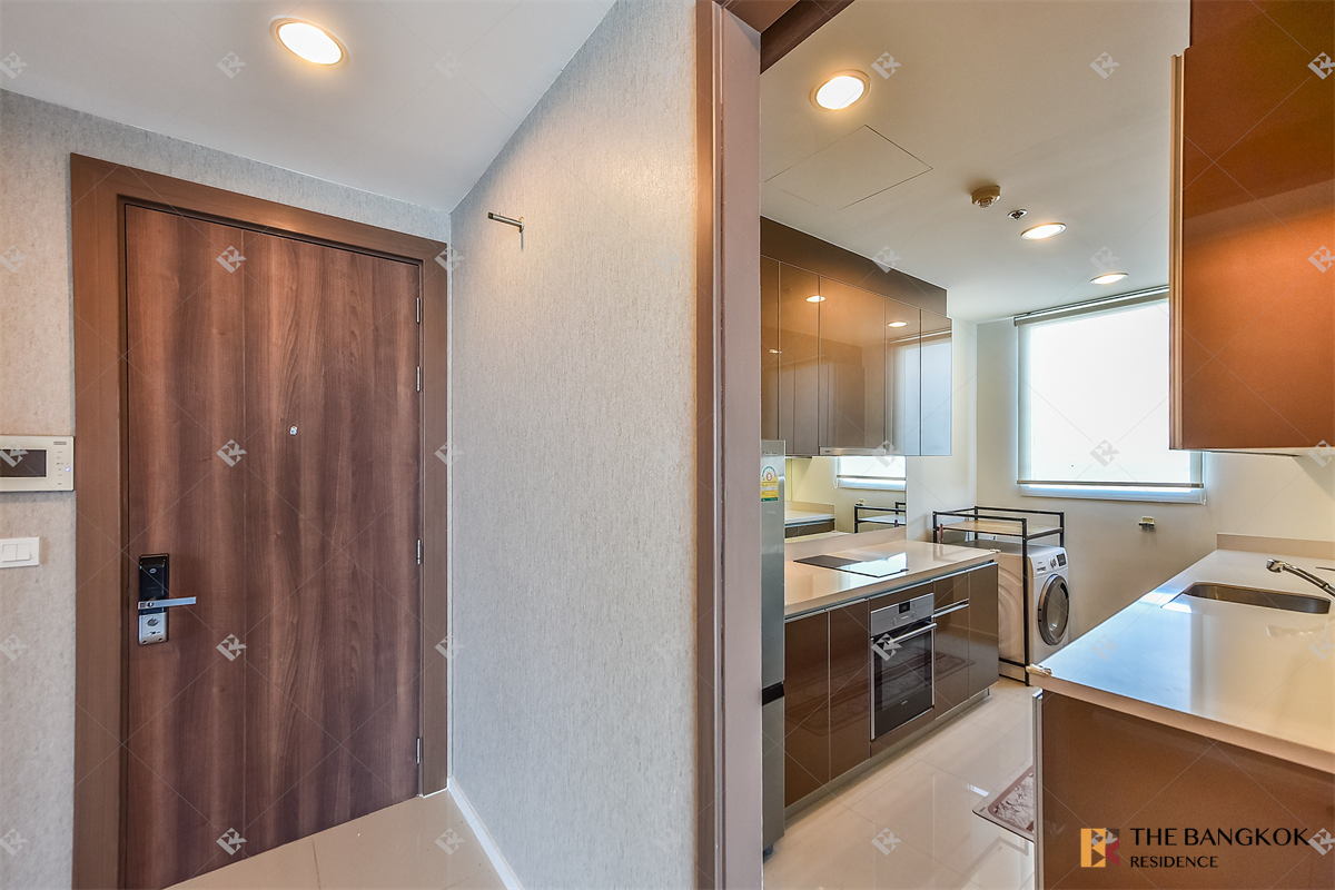 picture Menam Residences - 9/10
