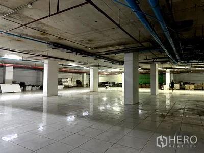 เช่าพื้นที่ขายของ เขตวัฒนา : ให้เช่า พื้นที่ขายของ 1654 ตรม คลองตันเหนือ วัฒนา กรุงเทพมหานคร BTS พร้อมพงษ์