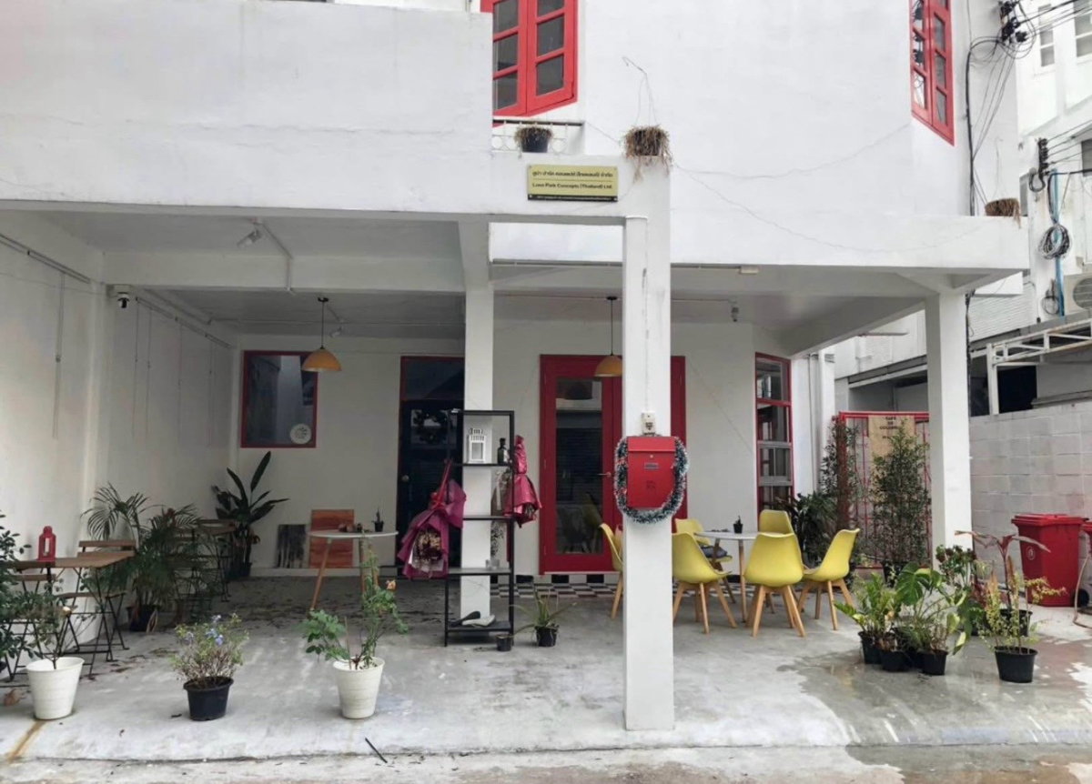 รูป LTHC16148 - Spacious Townhome for Rent Thonglor | 164 sq.m. | 3 Storeys | 5 Beds 4 Baths | 80K/month - รูปที่ 3/4