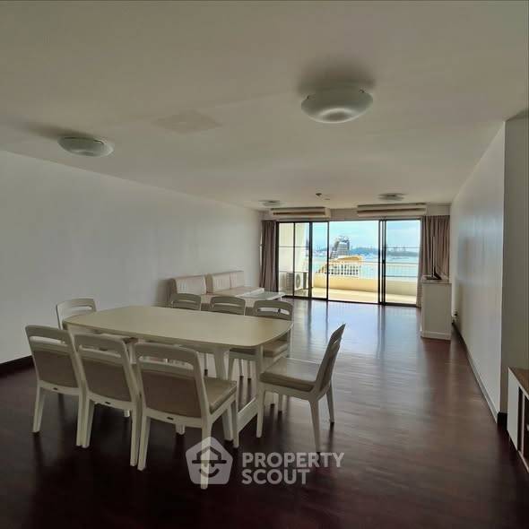 รูป เลี้ยงสัตว์ได้ 3 ห้องนอน 265 ตร.ม. Saranchol Condominium Wong Amat (ID 3291716) - รูปที่ 4/16