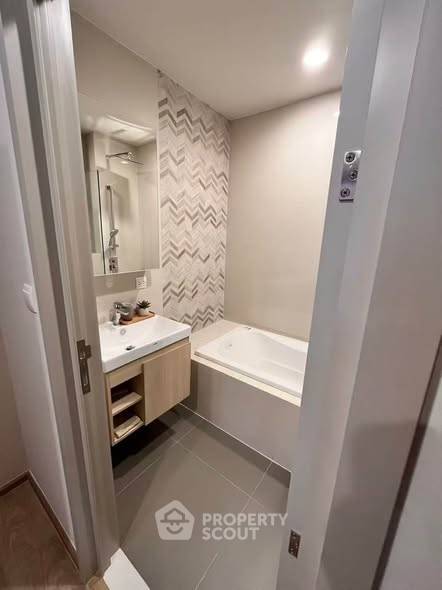 รูป ชั้น 37 ห้อง 1 ห้องนอน Oka Haus Sukhumvit 36 ใกล้ BTS ทองหล่อ (ID 3293663) - รูปที่ 2/4