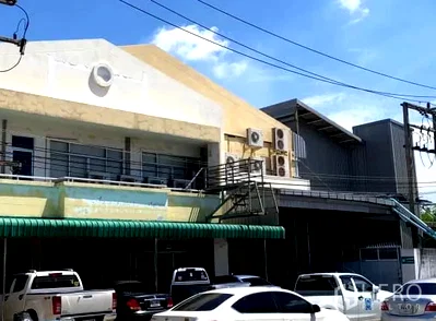 Factory for rent : For rent or sale Factory 1900 sqm in Khlong Luang, Pathum Thani