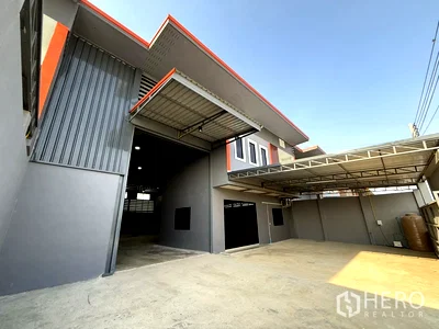 Factory for rent : For rent Warehouse 500 sq.m. in Lam Luk Ka, Lam Luk Ka, Pathum Thani