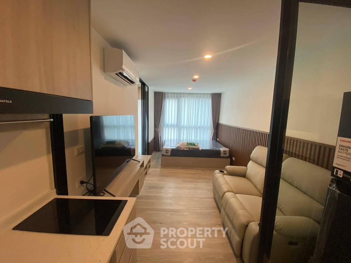 picture Pet-Friendly 1-BR Condo At Origin Play Sri Udom Station (ID 3291505) - 1/10