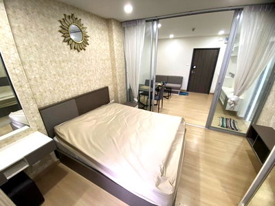Condos for sale : Supalai Loft Phasi Charoen Station 