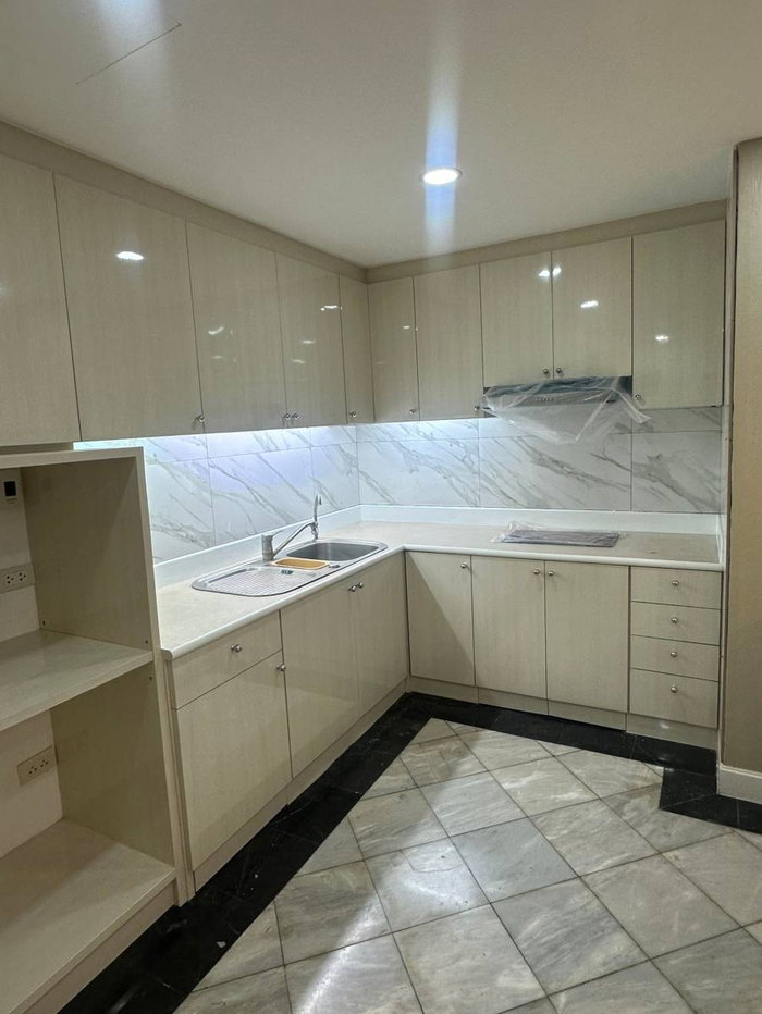 รูป 🔥Crystal Garden - 3 Bedrooms for SALE ONLY 26MB 🔥 - รูปที่ 6/13
