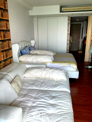 Condos for sale : 1-BR Condo at Zire Wongamat close to Wong Amat (ID 3281982)