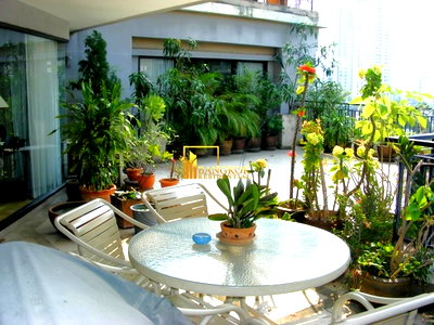 คอนโดให้เช่า : Spacious 3 Bedroom Apartment Phrom Phong - BR0411AP