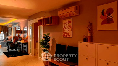 Condos for sale : 3-BR Condo at Executive Residence 4 close to Phratamnak (ID 3281676)