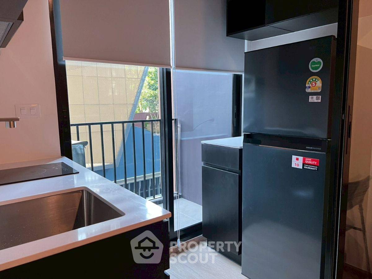 รูป ใกล้ MRT พระราม 9 เพียง 200 เมตร | 1 ห้องนอน Nue District R9 (ID 2732983) - รูปที่ 3/3