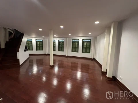 ให้เช่า ตึกแถว 180 ตรม จักรวรรดิ สัมพันธวงศ์ กรุงเทพมหานคร