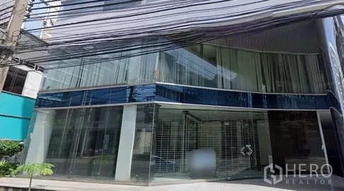 ให้เช่า พื้นที่ขายของ 270 ตรม สุริยวงศ์ บางรัก กรุงเทพมหานคร BTS โรงพยาบาลเซนต์หลุยส์