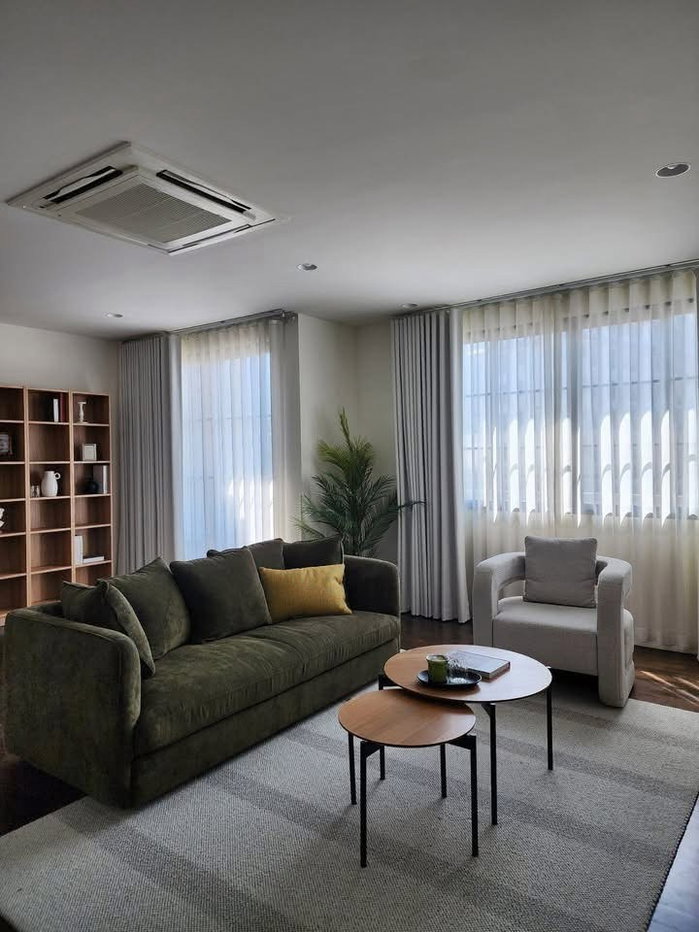 รูป LTHC16139 - Luxury Townhouse for Rent Rama 3 | The Welton Rama 3 | 360 sq.m. | 3 Beds 4 Baths | Rooftop Terrace | 150K - รูปที่ 6/8